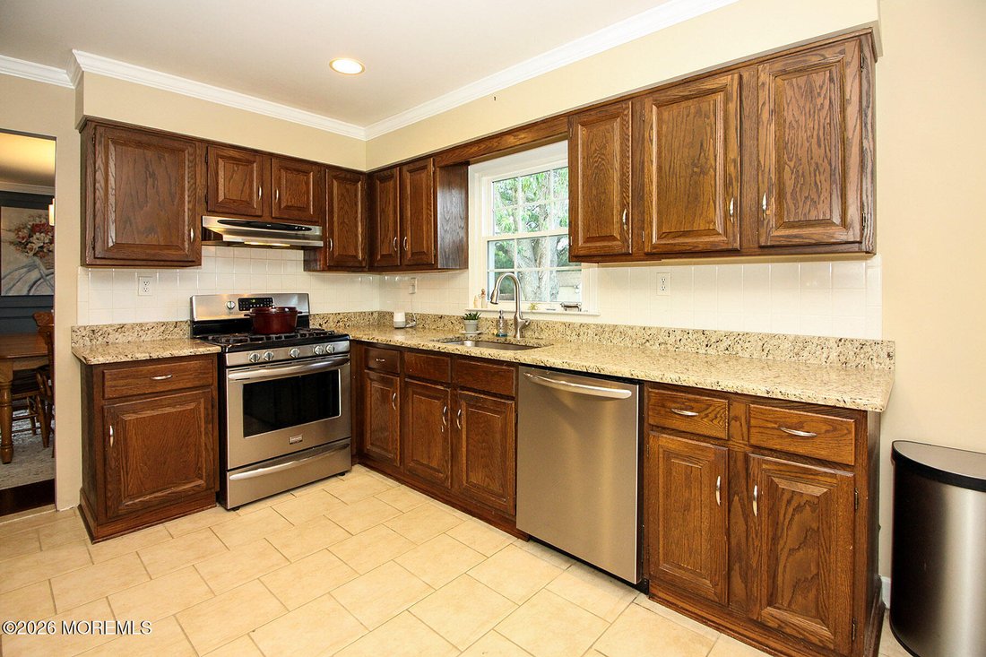 House in Freehold Township, New Jersey, United States 5 - 17992978