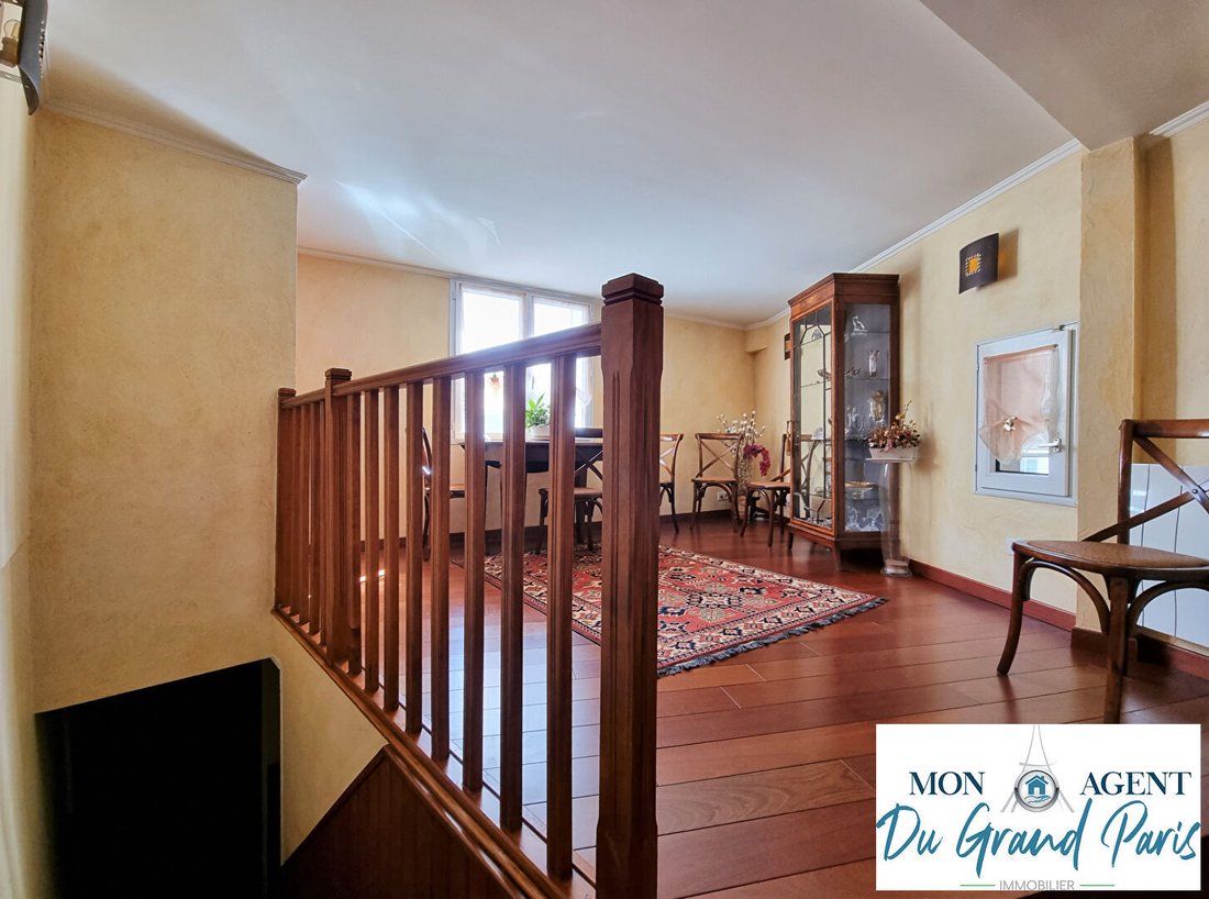 Villa in Jouy-en-Josas, Ile-de-France, France 4 - 17986693
