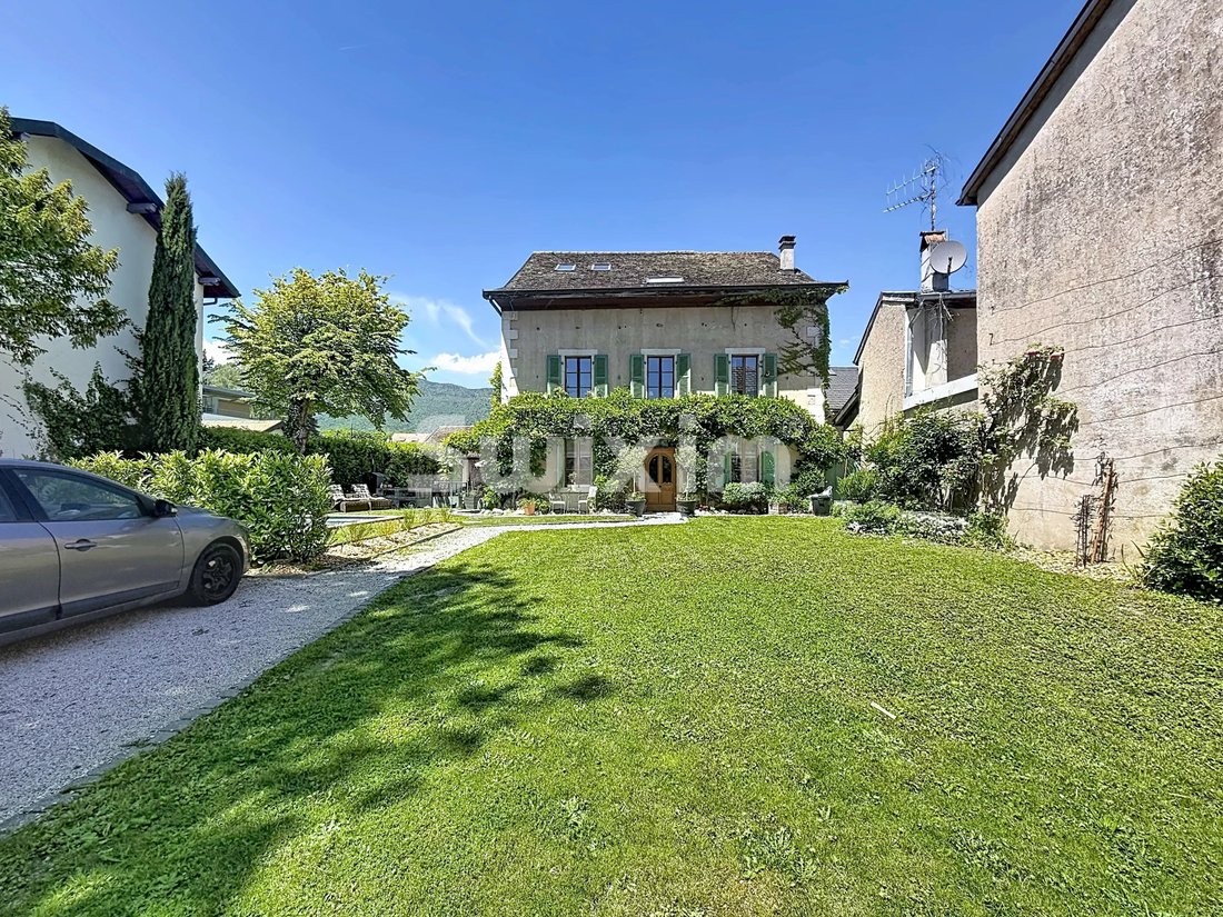 House in Divonne-les-Bains, Auvergne-Rhône-Alpes, France 2 - 17071694