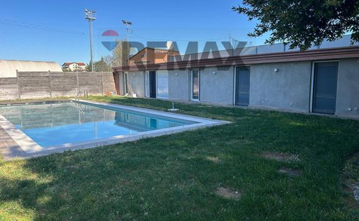 Villa in Arnate-Madonna in Campagna Area, Gallarate, Lombardy 1