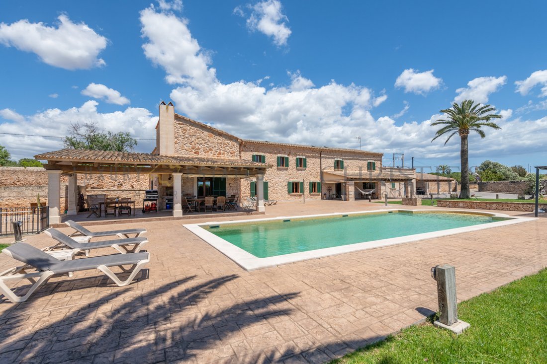 Finca in Santanyi, Balearic Islands, Spain 1 - 17985296