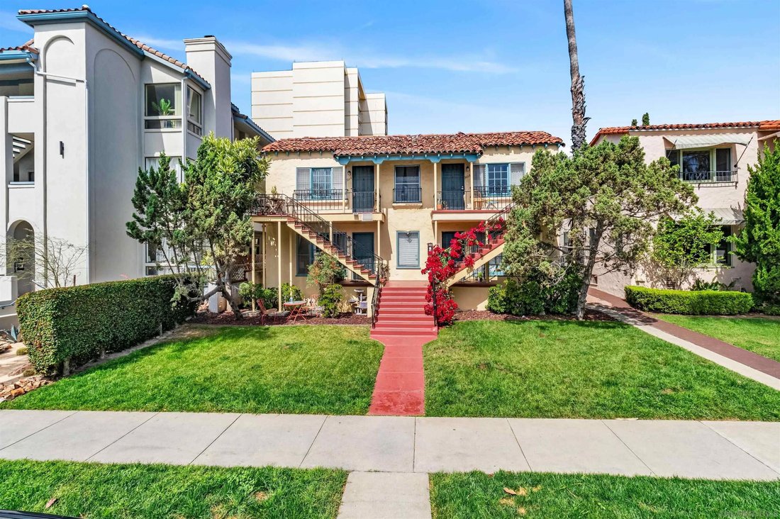 San Diego, California, United States 2 - 17988535