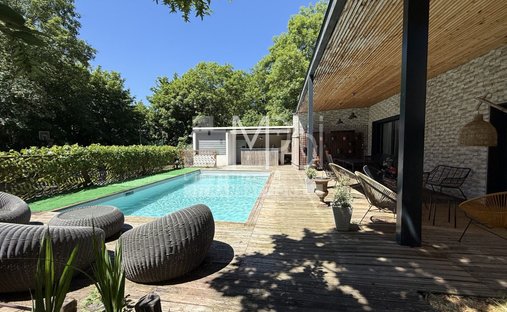 Villa in Centre Ville, Bourg-en-Bresse, Frankreich 1