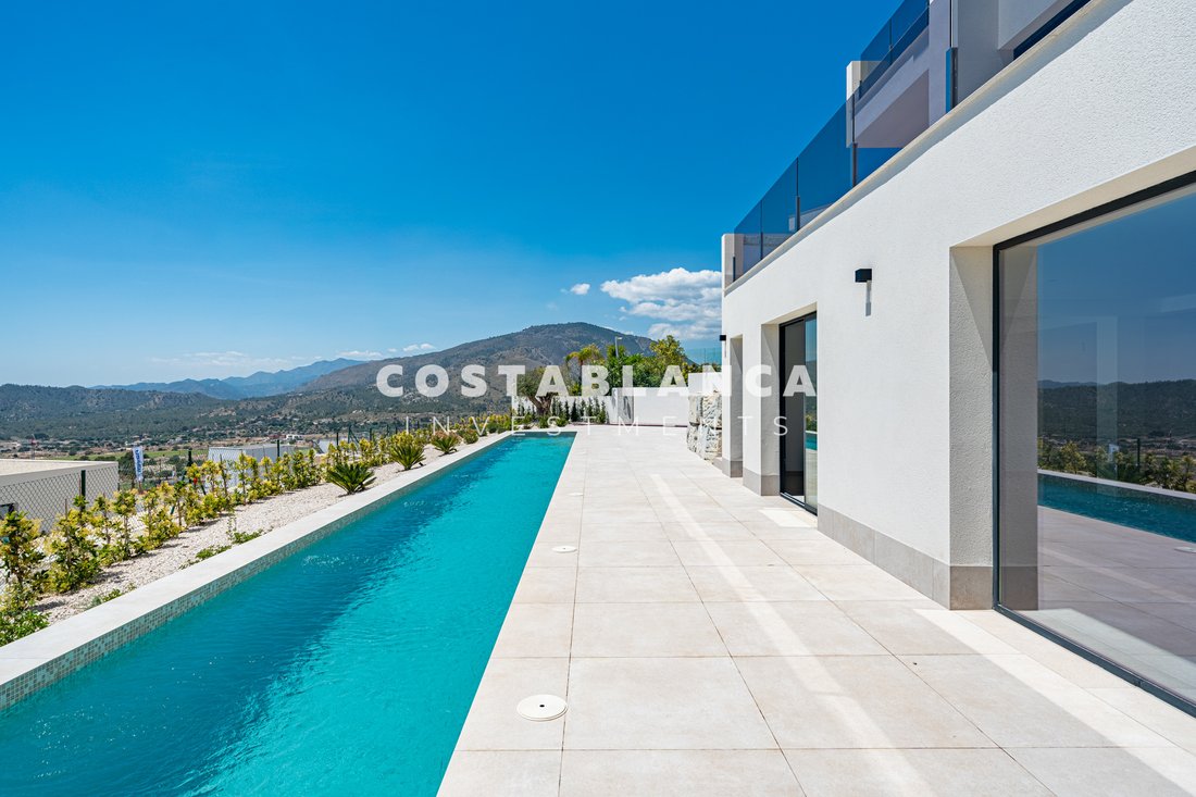 Villa in Finestrat, Valencian Community, Spain 4 - 17984712