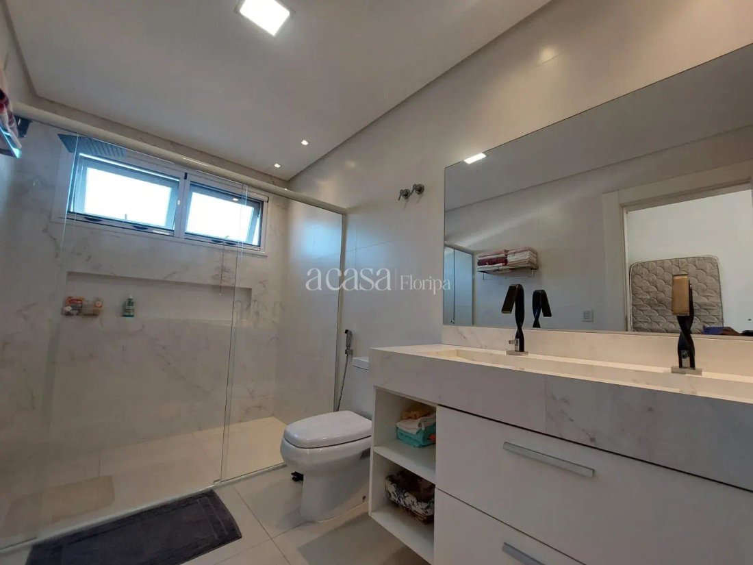 Condo in Florianópolis, State of Santa Catarina, Brazil 4 - 17984312