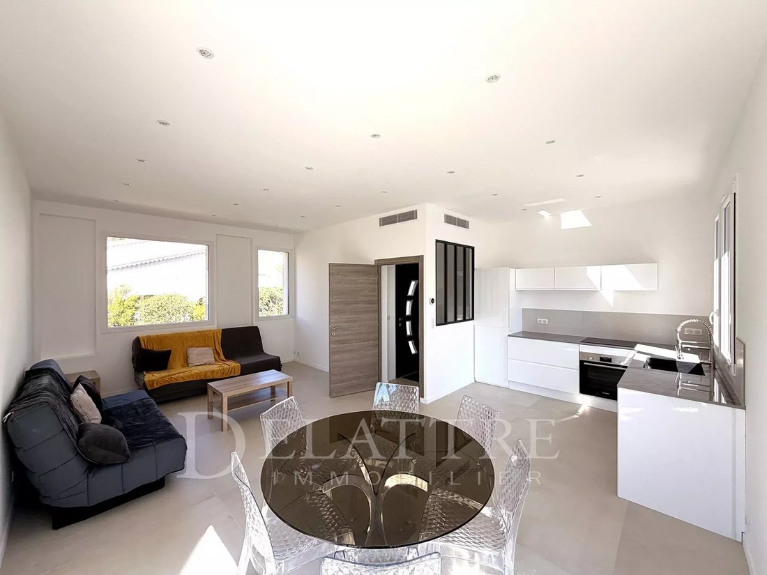 Villa in Vallergues, Cannes, France 5 - 17993614
