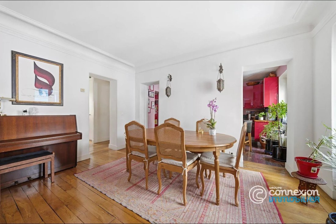 Apartment in Saint Vincent de Paul-Lariboisière, Paris 10e Arrondissement, Paris 4 - 17993585