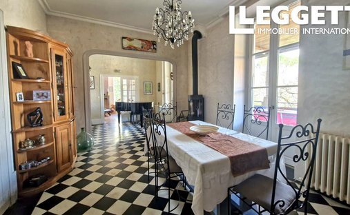 Casa a Davayé, Borgogna-Franca Contea, Francia 1