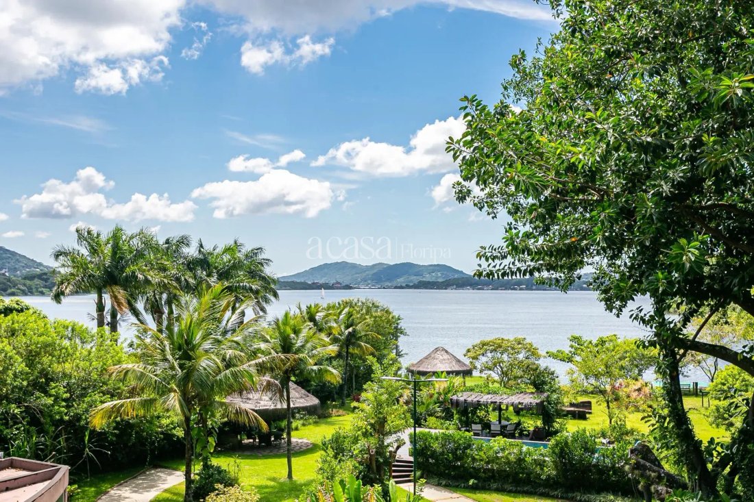 House in Florianópolis, State of Santa Catarina, Brazil 2 - 17985854