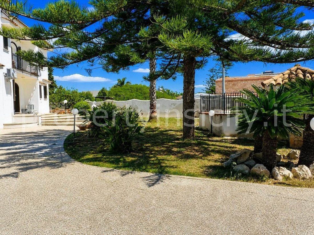 Villa in Fontane Bianche - Cassibile, Fontane Bianche, Sicily 5 - 17989478