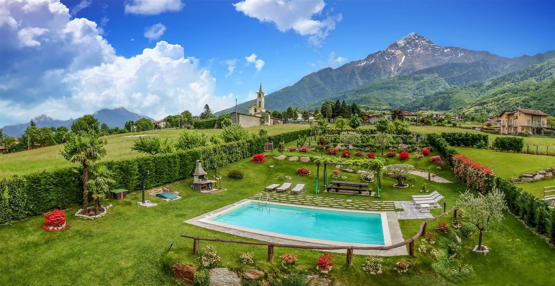 Villa in Colico Piano, Lombardy, Italy 3 - 17995062