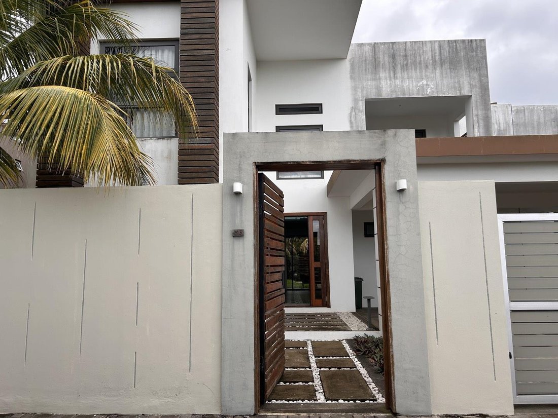 House in Grand Baie, Rivière du Rempart District, Mauritius 4 - 17984721