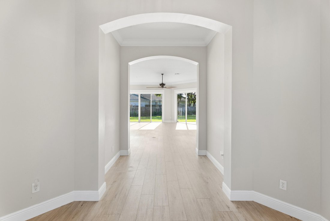 House in Palm City, Florida, United States 5 - 17988063