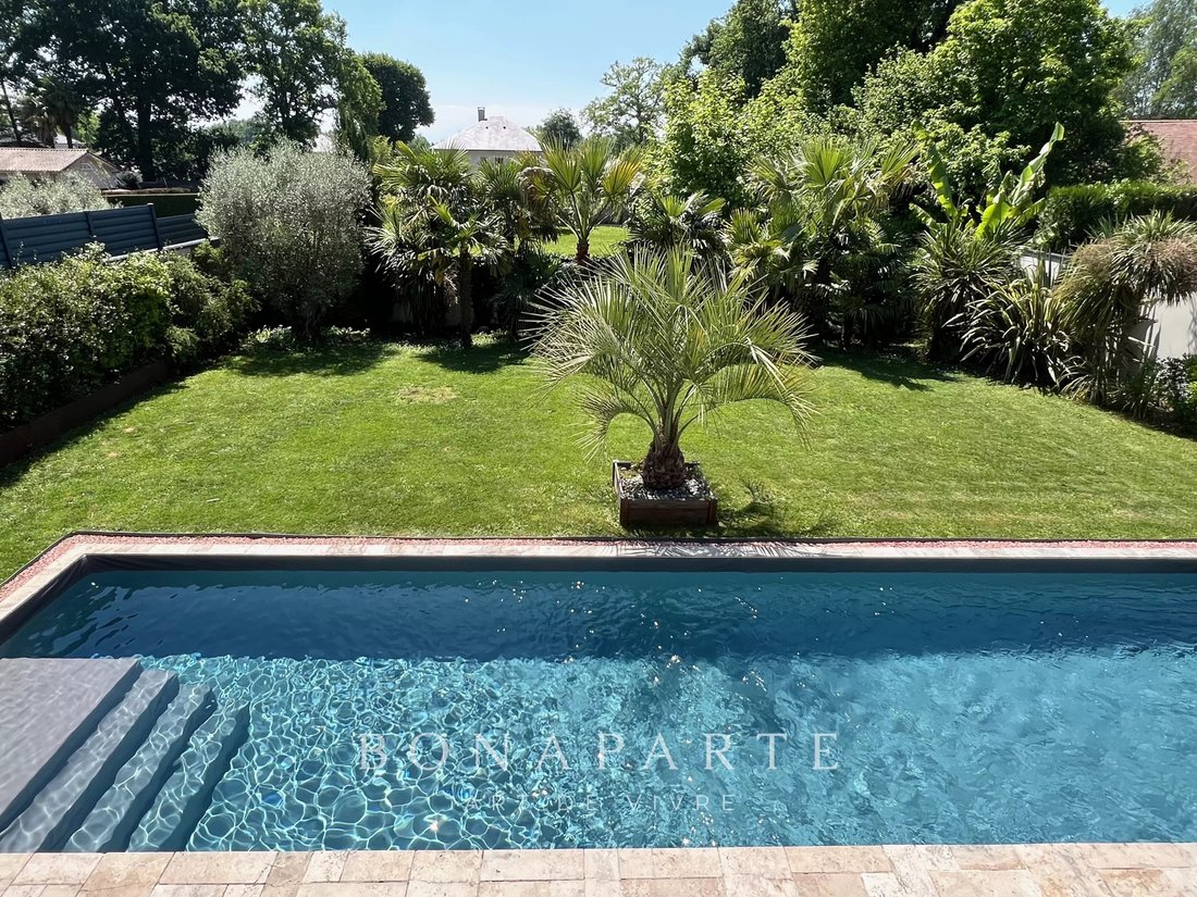 House in Pau, Nouvelle-Aquitaine, France 4 - 17989484