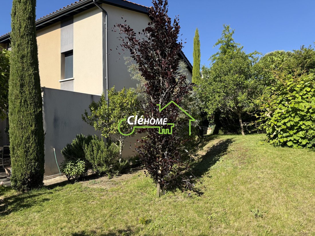 House in Saint-Pierre-la-Palud, Auvergne-Rhône-Alpes, France 4 - 17990508
