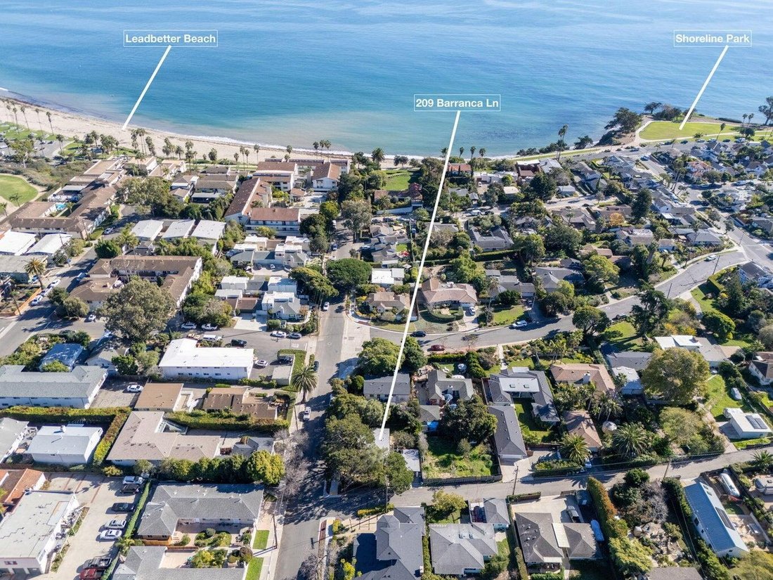 Santa Barbara, California, United States 2 - 17993383