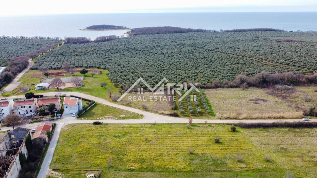 Land in Porec, Istria County, Croatia 1 - 17989222