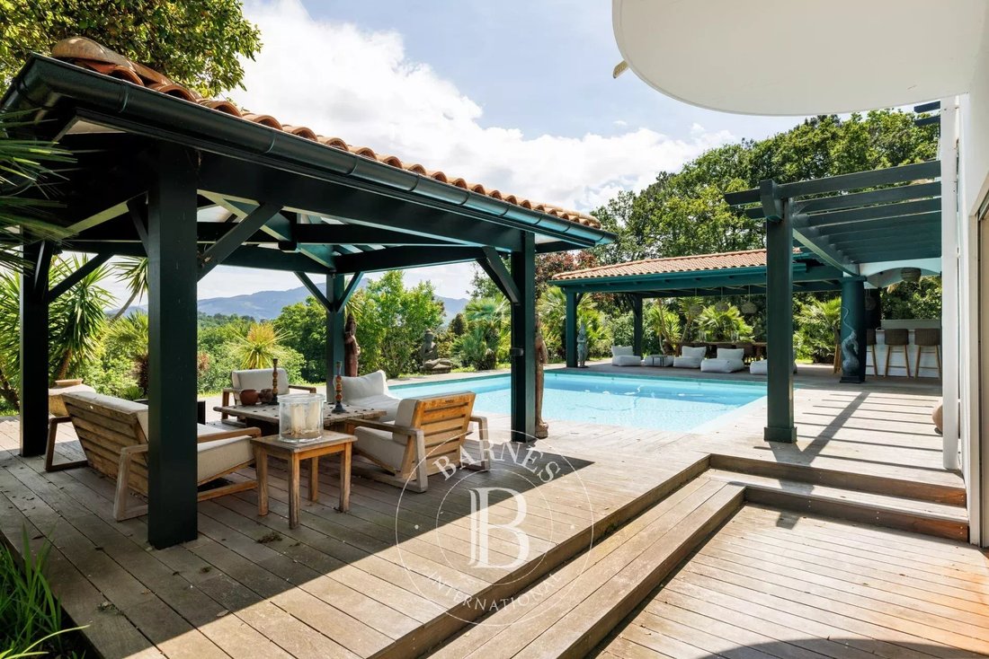 House in Chantaco, Saint-Jean-de-Luz, France 5 - 13790805