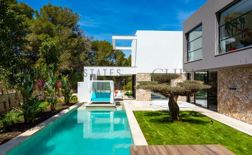 Villa in Santa Ponsa, Balearic Islands, Spain 1