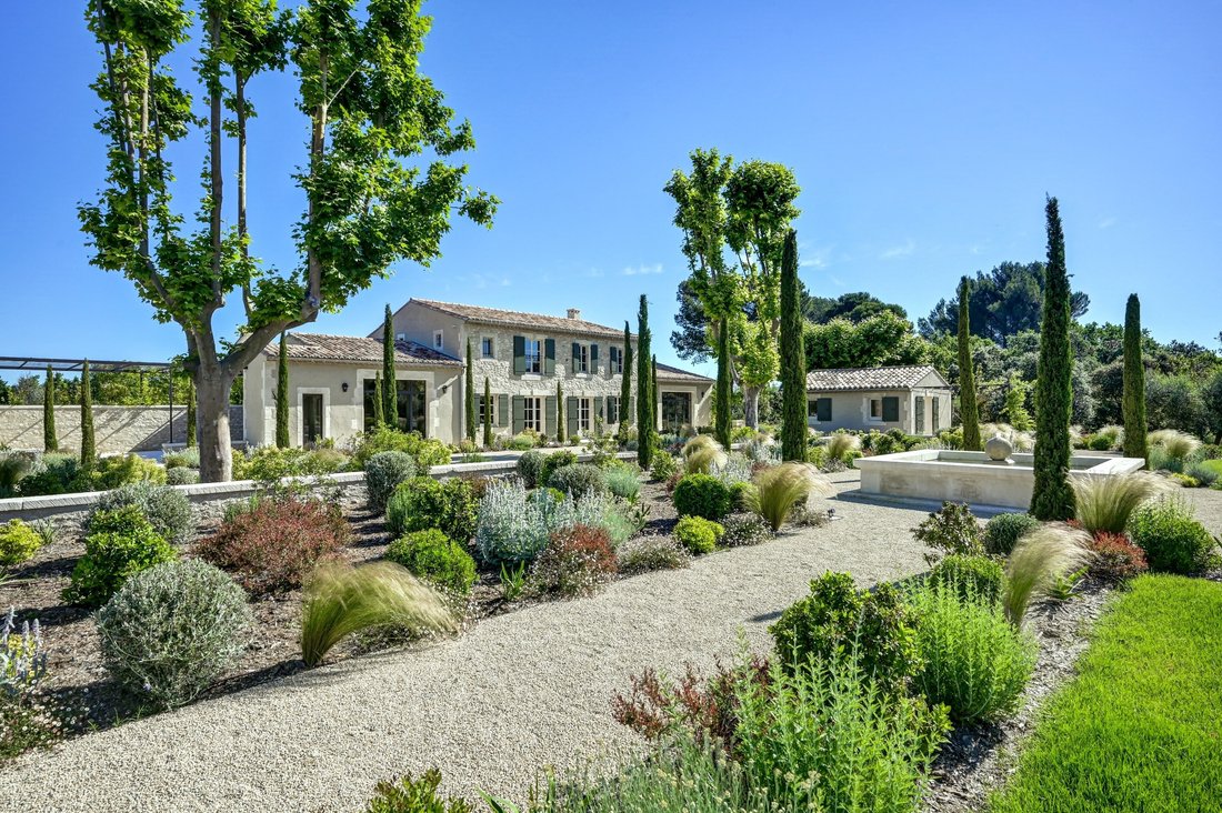 Casa a Eygalières, Provenza-Alpi-Costa Azzurra, Francia 1 - 17447262