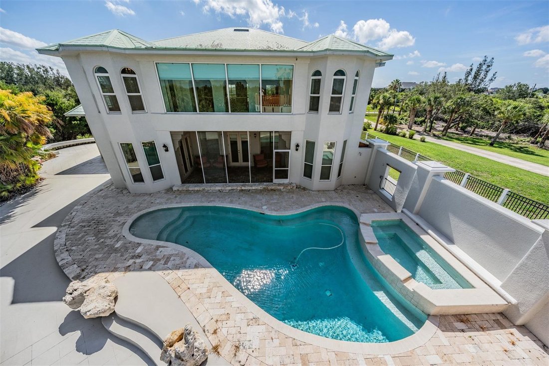 House in Tampa, Florida, United States 4 - 17984432