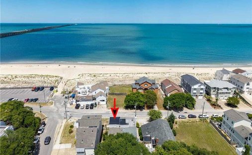 Condo in Virginia Beach, Virginia, United States 1