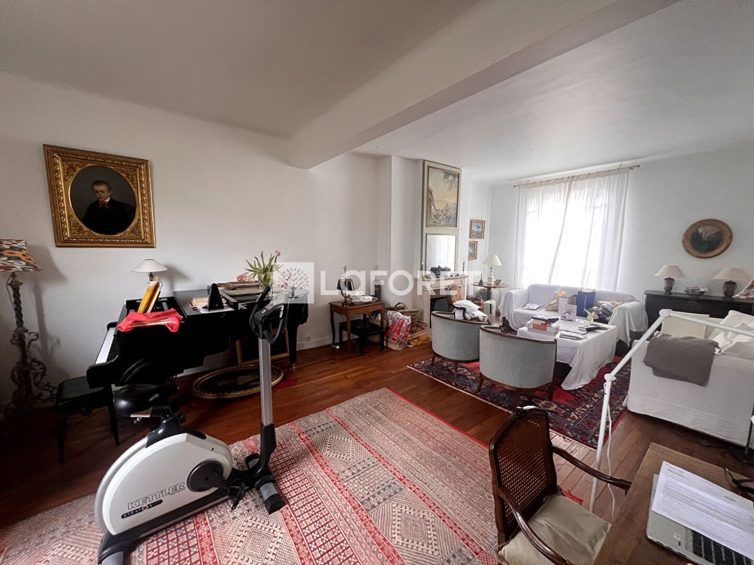Villa in Centre, Nanterre, France 4 - 17967533