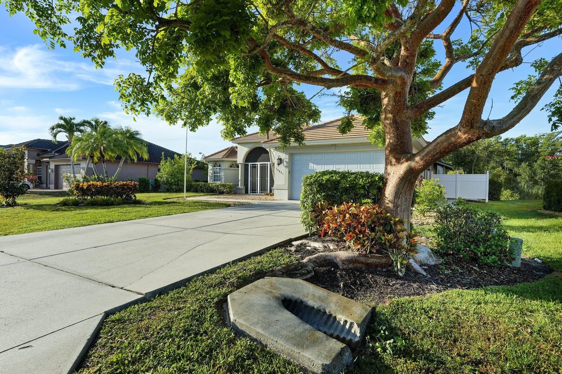 House in Naples, Florida, United States 1 - 17984725