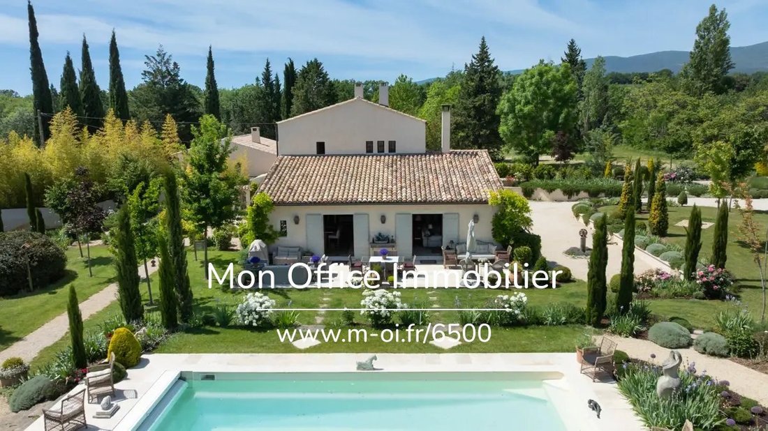 Farm Ranch in Ansouis, Provence-Alpes-Côte d'Azur, France 1 - 17467337