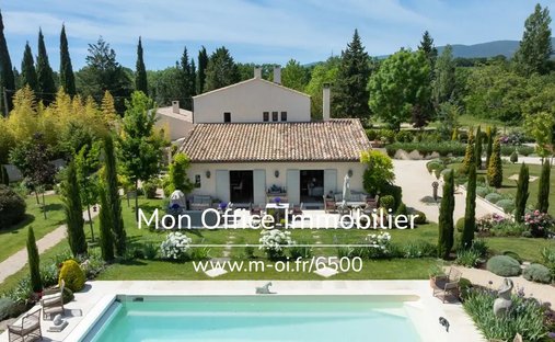 Rancho en Ansouis, Provenza-Alpes-Costa Azul, Francia 1