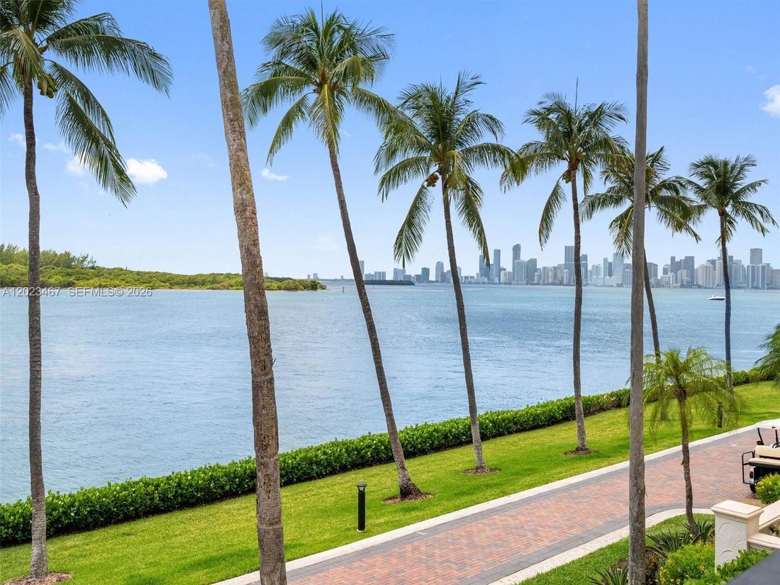 Condo in Miami Beach, Florida, United States 1 - 17988007