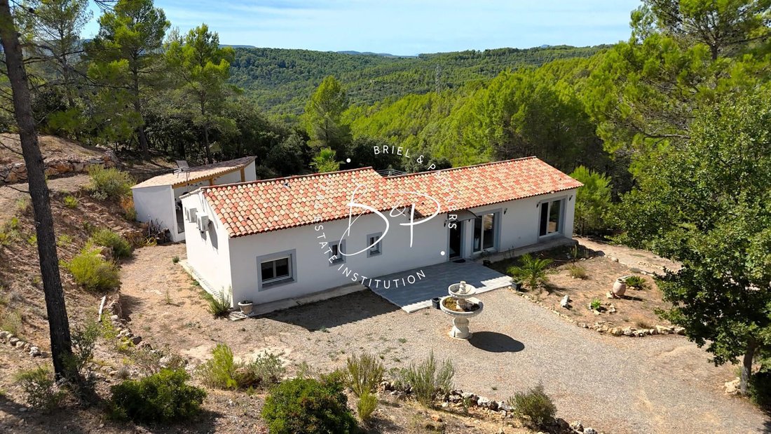 Villa in Taradeau, Provence-Alpes-Côte d'Azur, France 5 - 17986564