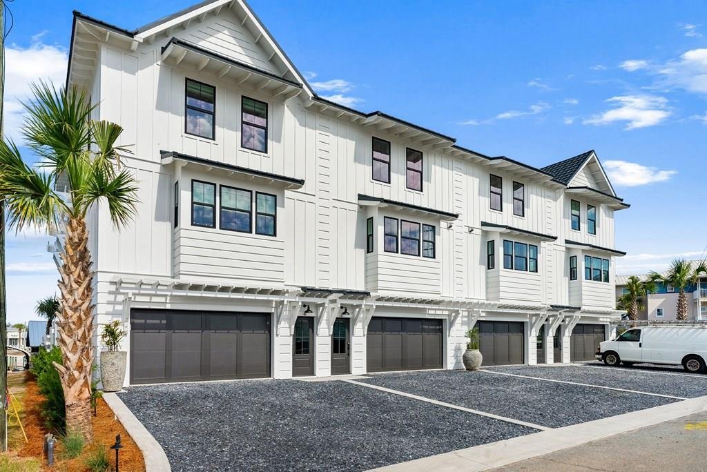 Port St. Joe, Florida, United States 1 - 17984405