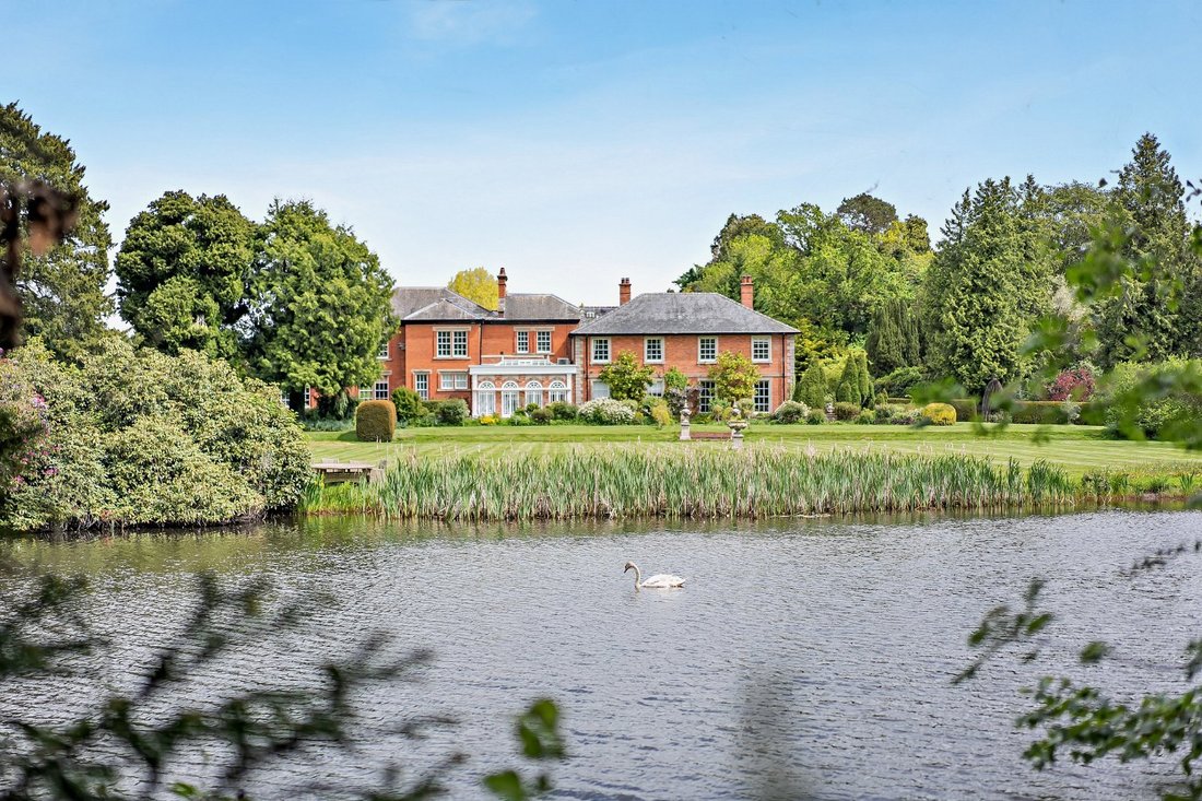 House in Herefordshire, England 2 - 17984555