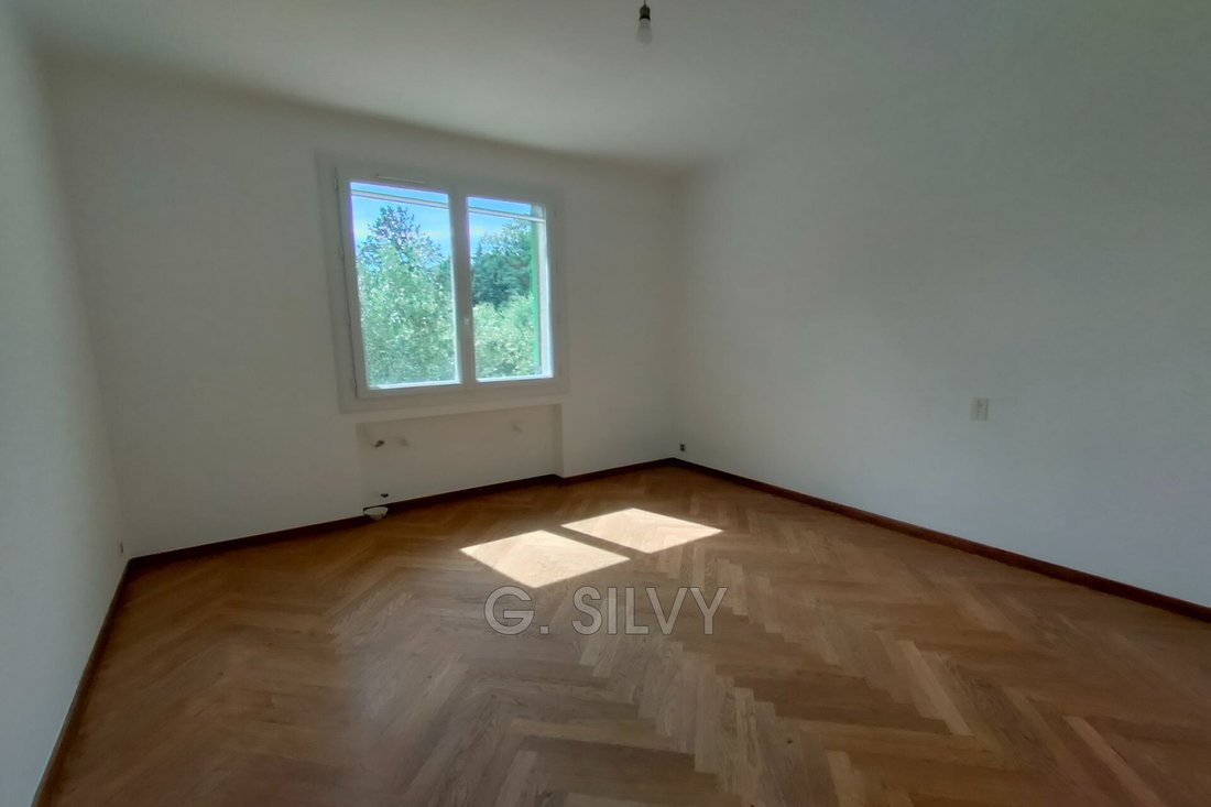 Villa in Orange, Provence-Alpes-Côte d'Azur, France 5 - 17985304