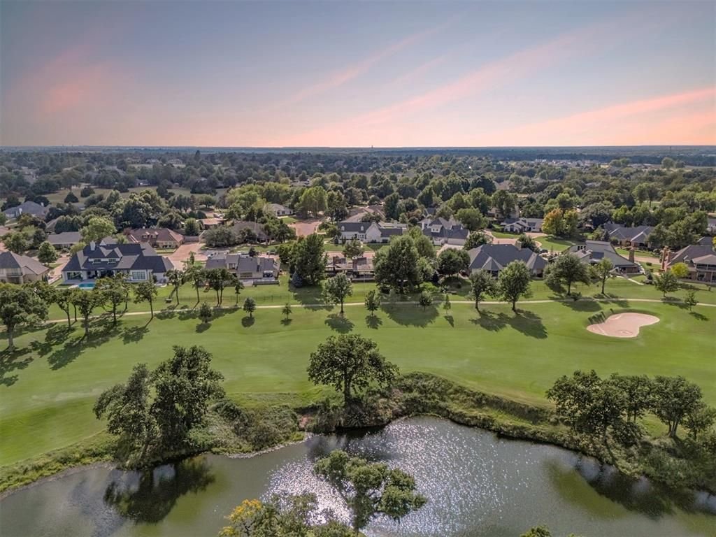 House in Edmond, Oklahoma, United States 2 - 17995612