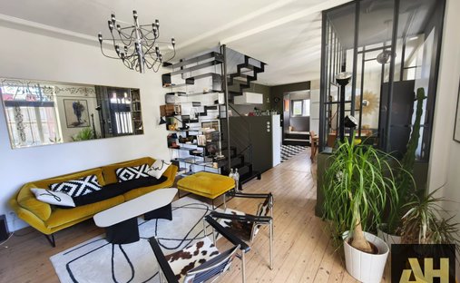 Townhouse in Centre, Brest, France 1