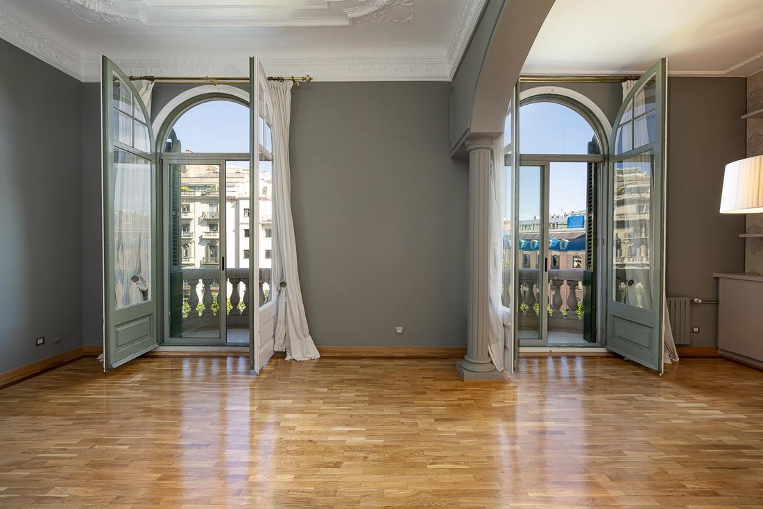 Apartment in Eixample, Barcelona, Spain 5 - 17988451