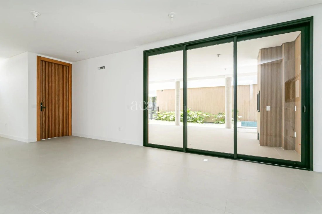 Condo in Florianópolis, State of Santa Catarina, Brazil 5 - 17984277