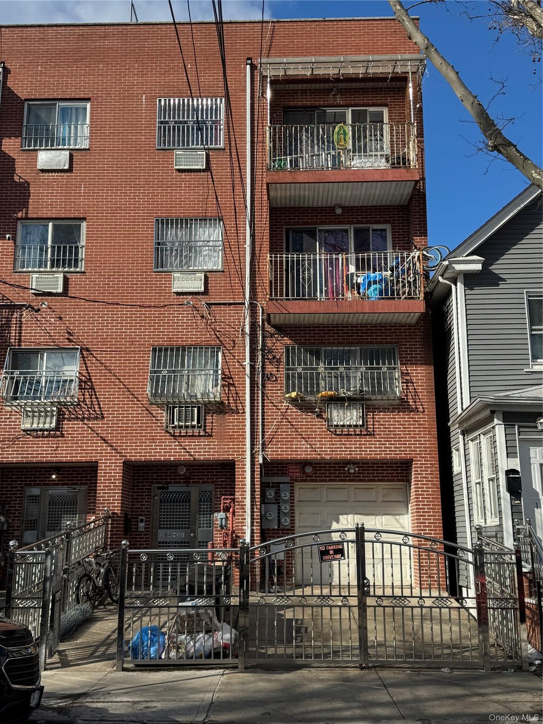 New York, New York, United States 3 - 17296244