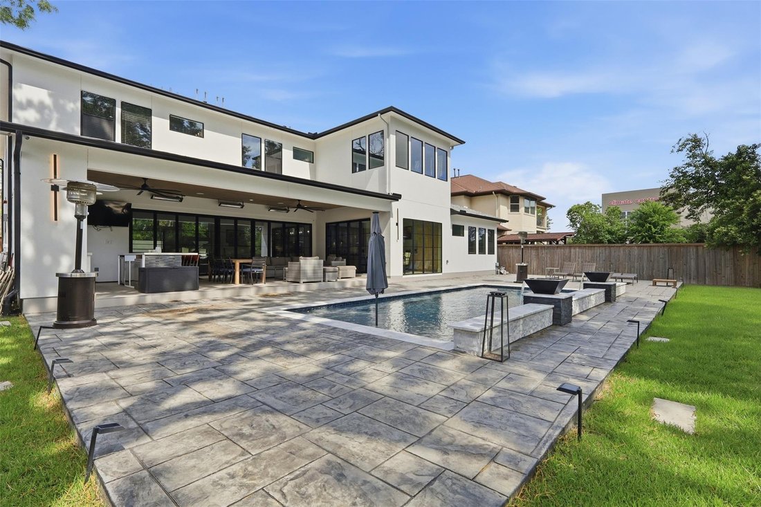 House in Houston, Texas, United States 3 - 17988951