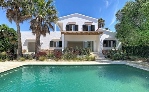 Villa in Es Castell, Balearische Inseln, Spanien 1