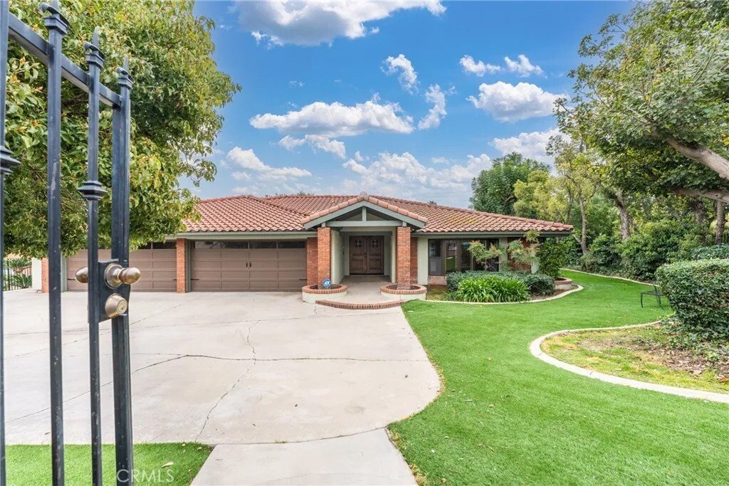 House in Corona, California, United States 3 - 17224776
