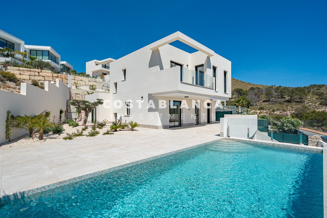 Villa in Finestrat, Valencian Community, Spain 1 - 17949369