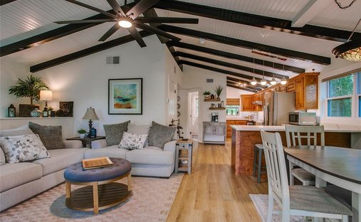 House in Gun Barrel City, Texas, United States 1