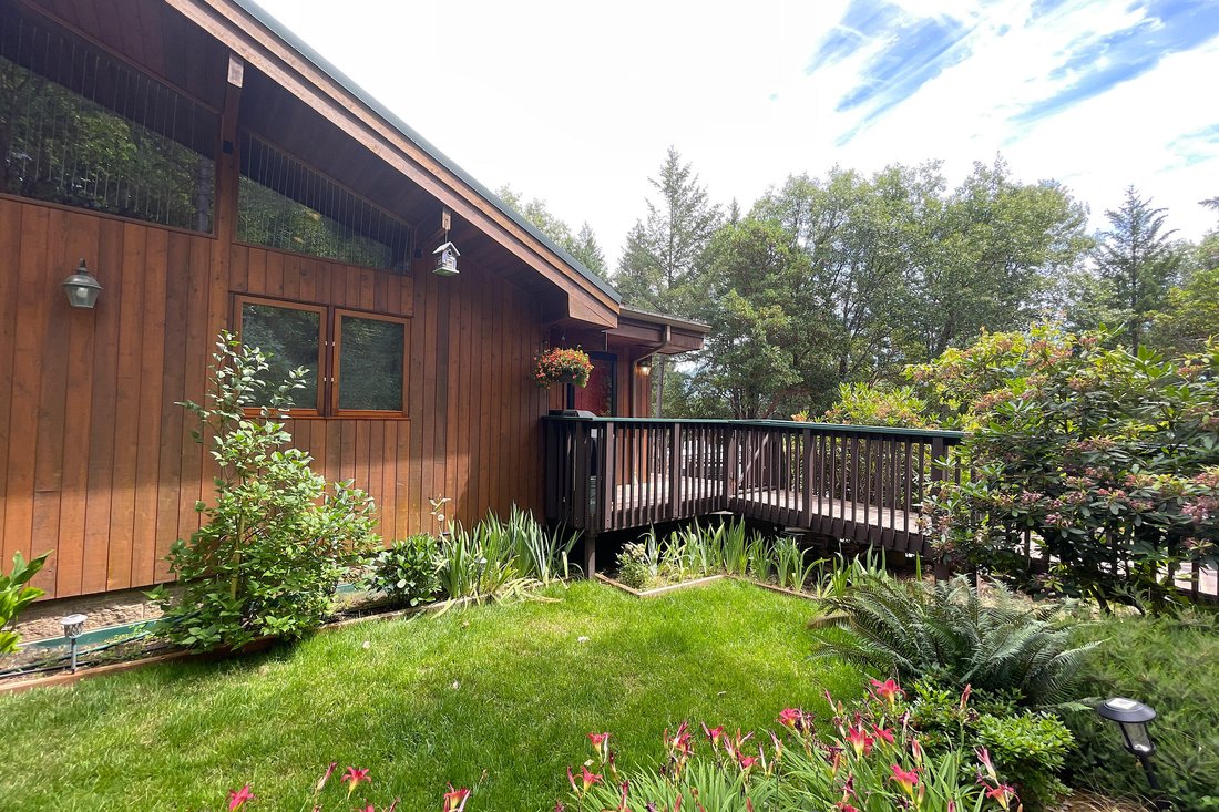 House in Grants Pass, Oregon, United States 5 - 17990962
