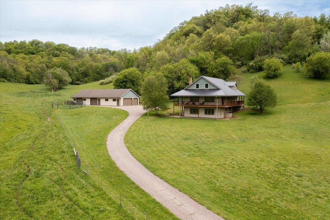 House in Richland Center, Wisconsin, United States 1 - 17991467