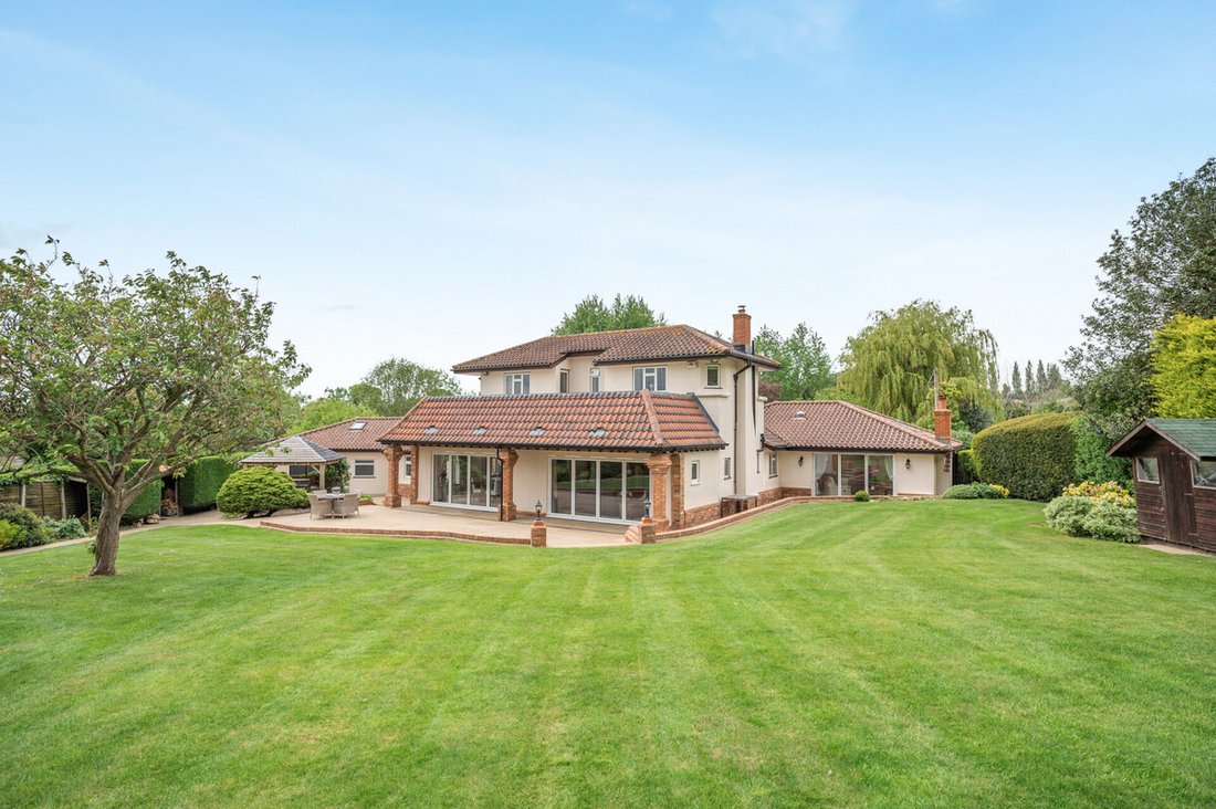 House in Padbury, England 4 - 17991207
