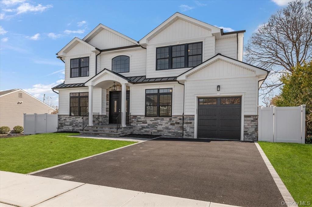 House in Old Bethpage, New York, United States 2 - 17985646