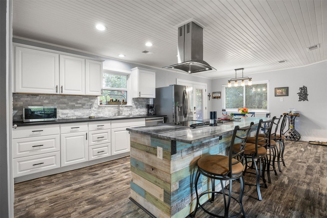 House in Canyon Lake, Texas, United States 5 - 17992997